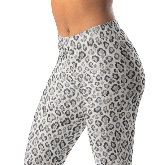 Gray snow leopard leggings with four-way stretch fabric