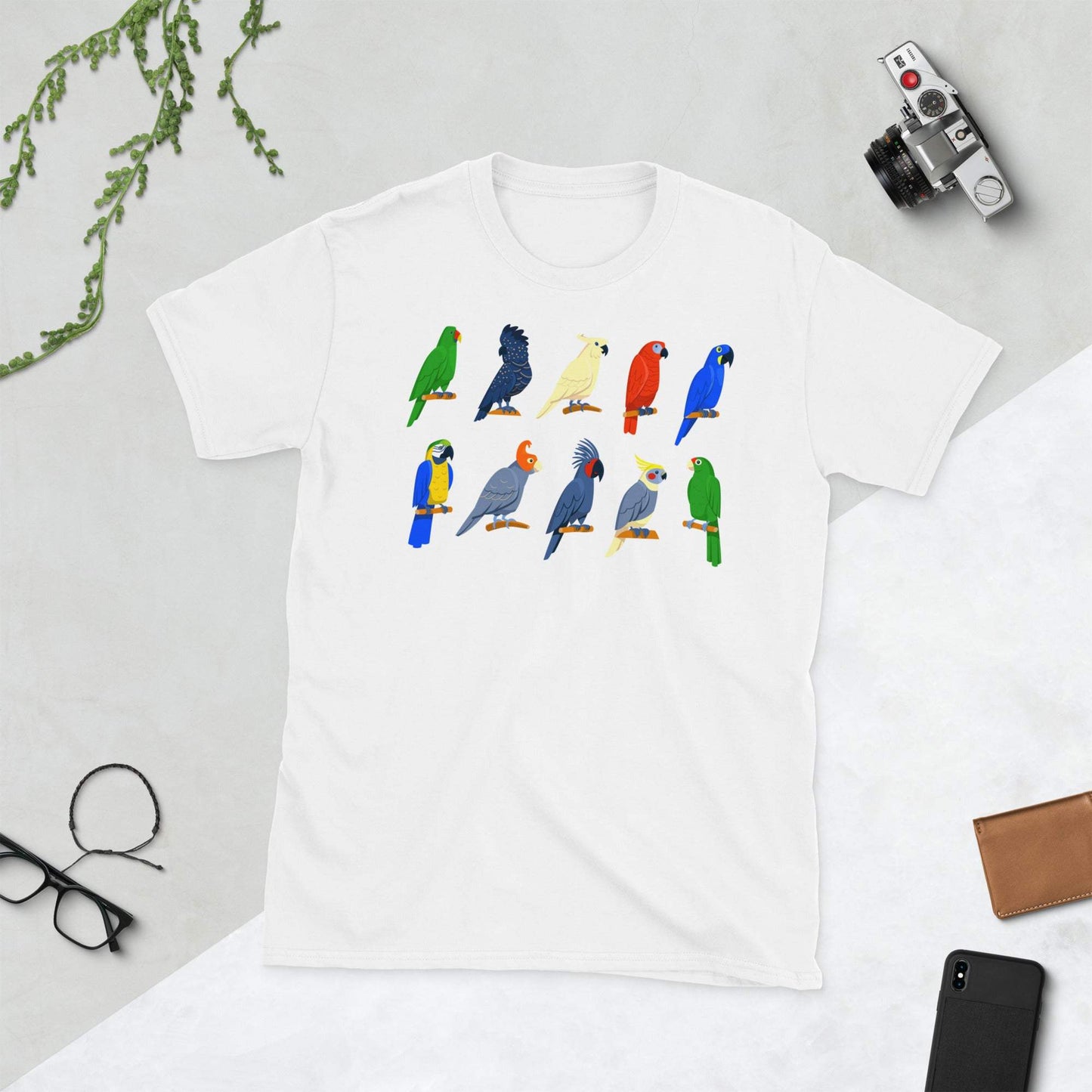 Colorful tropical birds parrot t-shirt for bird lovers