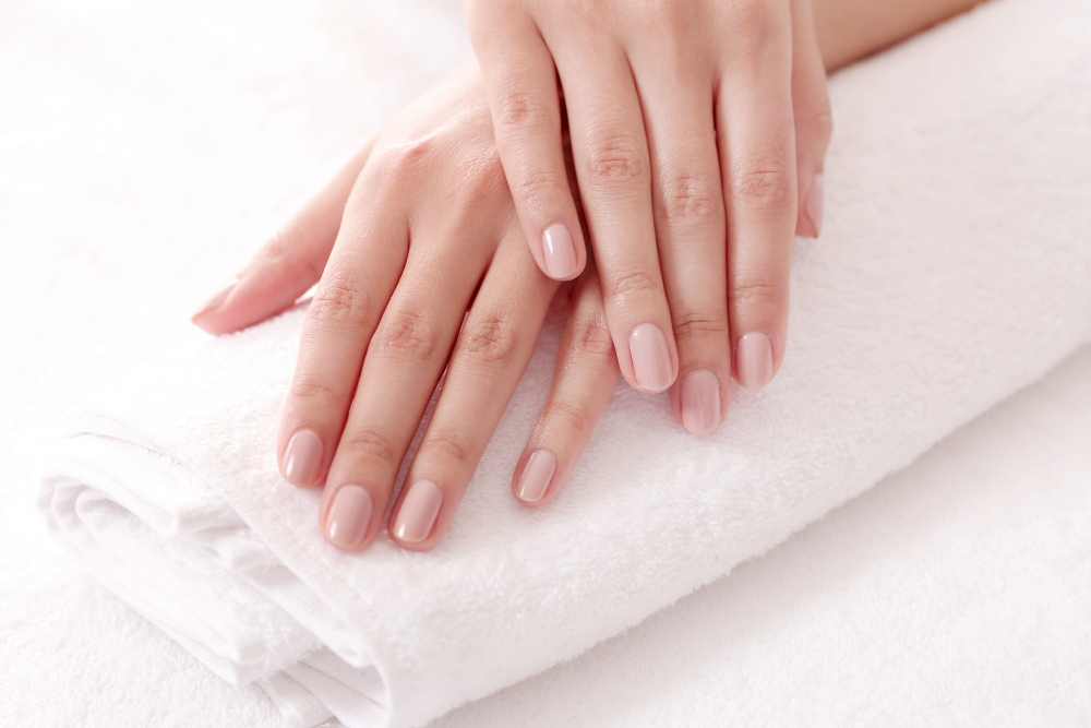 5 Nail Care Tips to Make Your Hands Look Red Carpet Ready